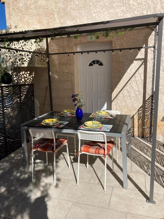 Au Havre De Paix Appartement Garéoult Buitenkant foto